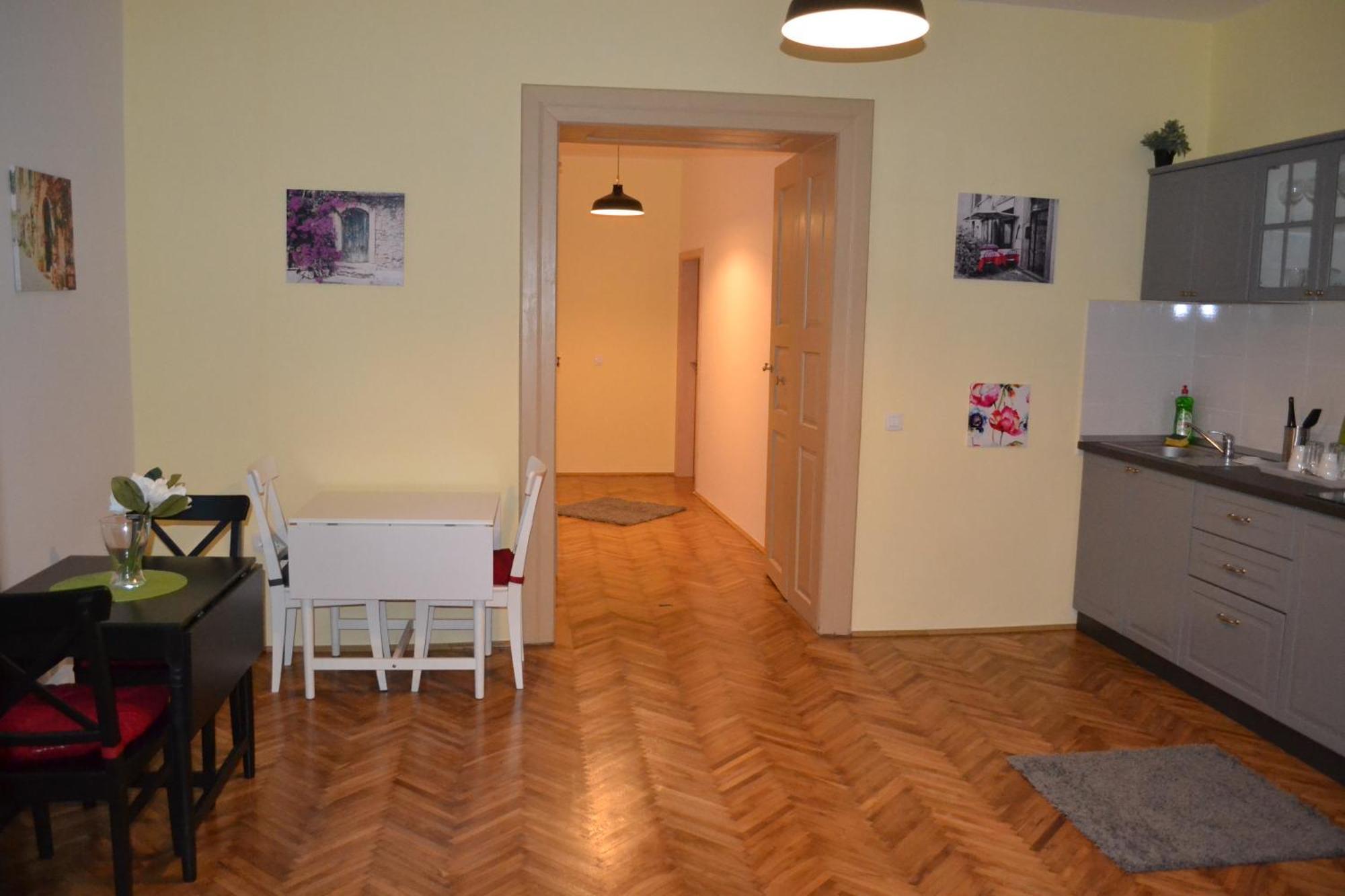 Casa Krone - Piata Sfatului บราชอฟ ภายนอก รูปภาพ