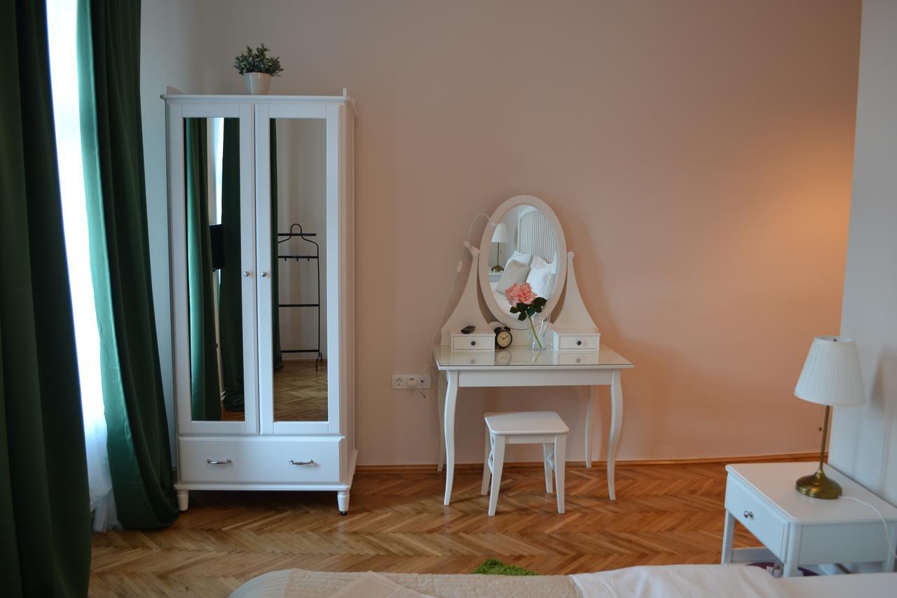 Casa Krone - Piata Sfatului บราชอฟ ภายนอก รูปภาพ